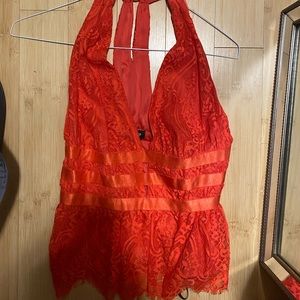 Bebe lace tank